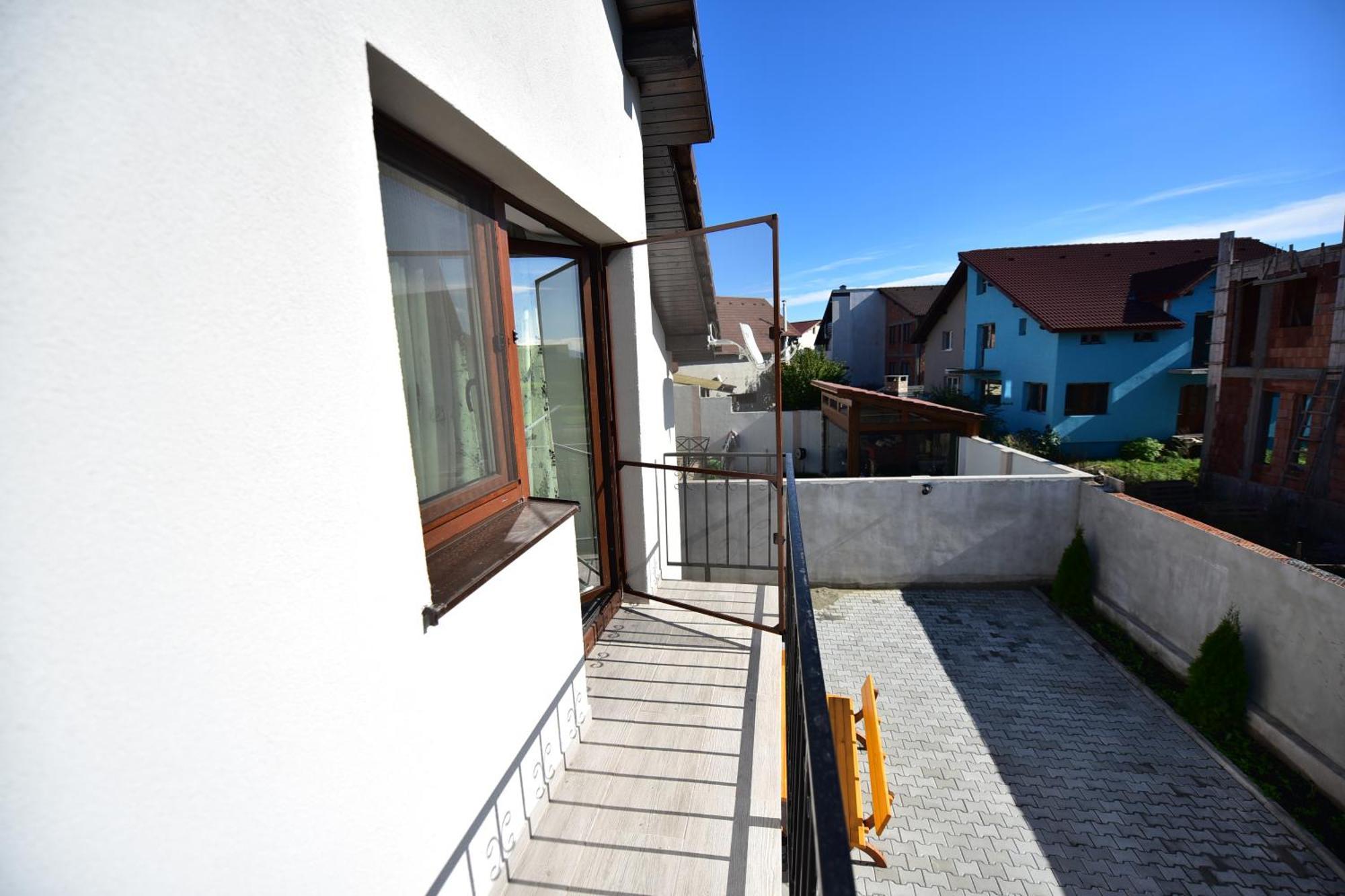 Regim Hotel Hanea Jacuzzi In Camera,Piscina Exterioara Si Sauna Comuna Sibiu Exterior photo